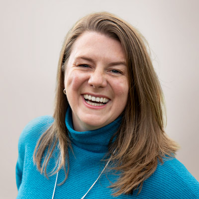 Caroline Daman Headshot