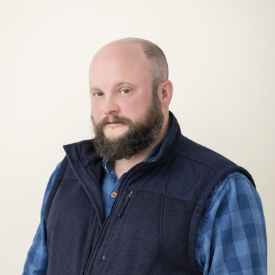 Jota Weeks Headshot
