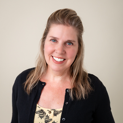 Sara Swartz Headshot